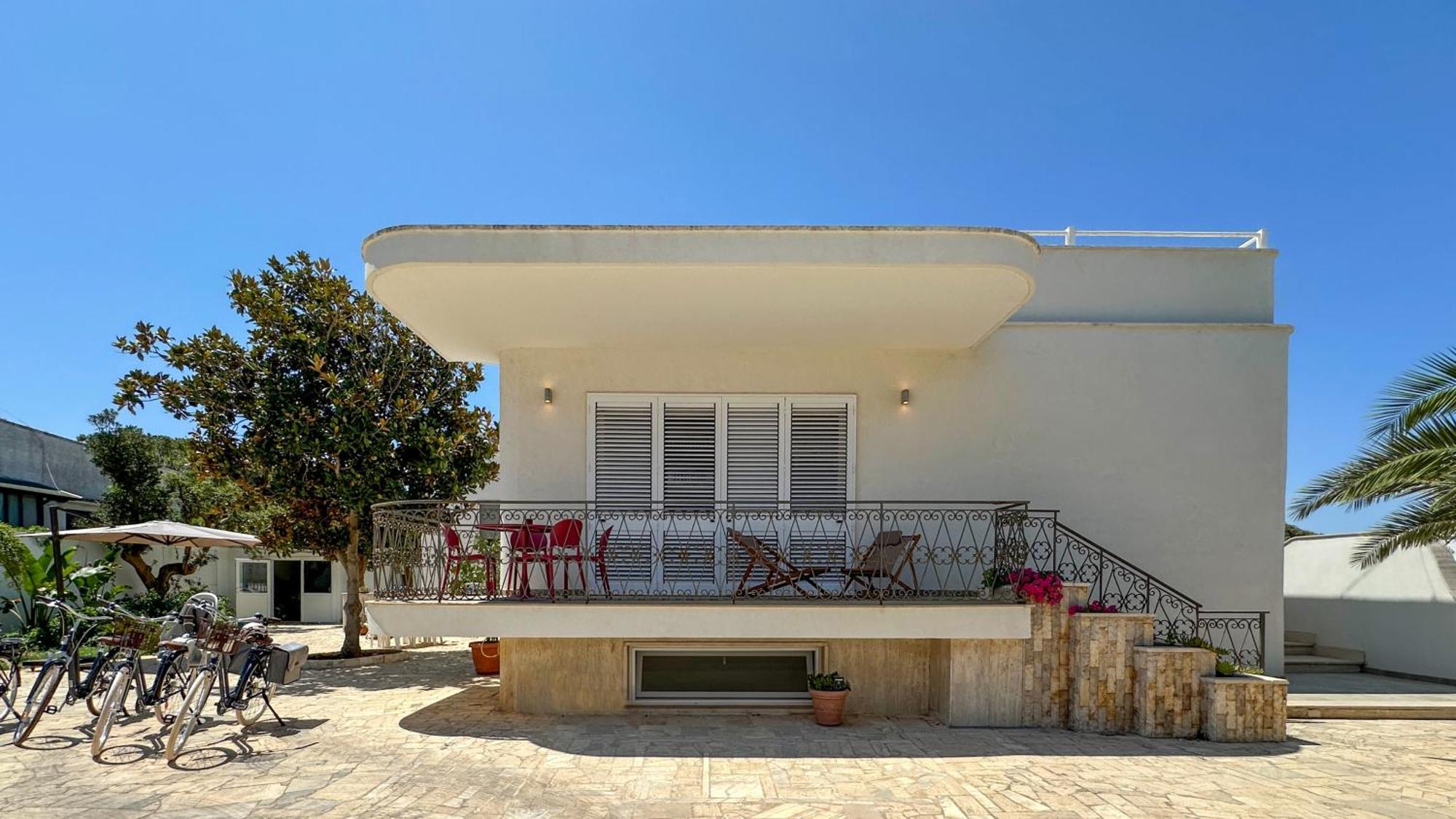 Flowing House Brindisi Exterior photo