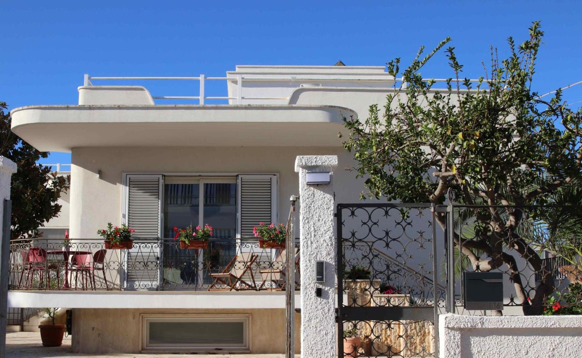 Flowing House Brindisi Exterior photo